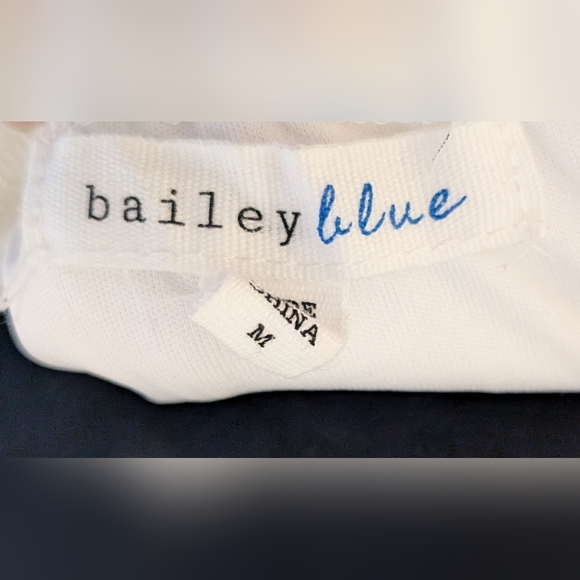 Bailey Blue - Picture 4 of 4